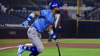 Allen Córdoba de los Yaquis de Obregón.