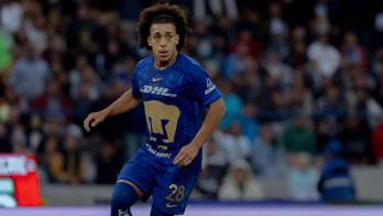 Adalberto Carrasquilla salió del juego con una amarilla.