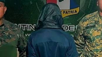 El aprehendido fue puesto a órdenes de las autoridades competentes.