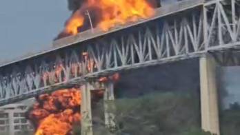 Equipos técnicos realizan inspecciones estructurales en el Puente de las Américas tras el incendio de un camión cisterna registrado en La Boca.