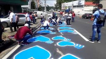 Panameños recuerdan los 14 años de la tragedia del bus 8B-06