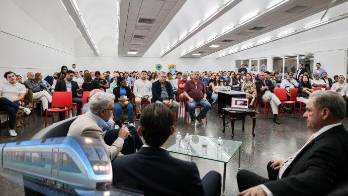 El secretario del Ferrocarril, Henry Faarup, resaltó los principales potenciales de la megaobra que recorrerá 486 kilómetros de la vía Panamá – David- Frontera.