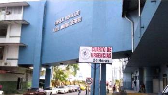 Cuando dos sujetos entraron como ‘Pedro por su casa’ en busca de un hombre.