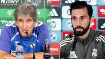 Manuel Pellegrini (i) y Álvaro Arbeloa vuelven a coincidir desde banquillos distintos en un duelo que revive su etapa compartida en el Real Madrid.