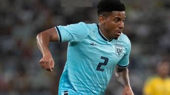 César Blackman jugó por Michael Amir Murillo.