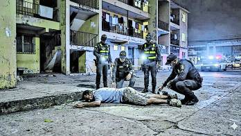 Testigos comentaron a la policía que los sicarios viven en una multi cercana donde se dio el homicidio