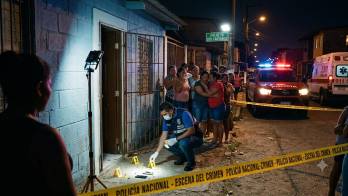 En el sector este de la capital se contabilizan este mes cuatro homicidios. Una de las víctimas es una mujer a la que le decían “Mamisín”