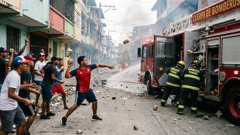 Los Camisas Rojas habían acudido a apagar un incendio en un apartamento en calle 25