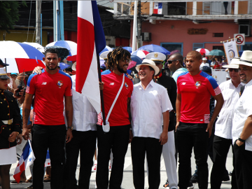 Román Torres nominado al Latino del Año en la MLS