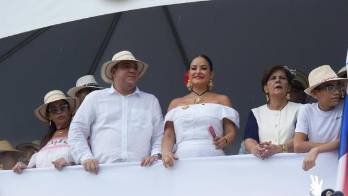 Celebración del 4 de noviembre, Día de los Símbolos Patrios.