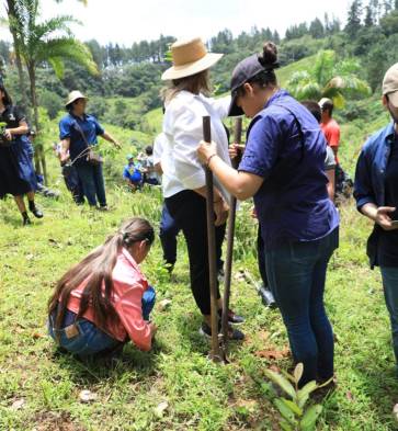 MiAMBIENTE presentó iniciativa de desarrollo rural y restauración ambiental en Azuero