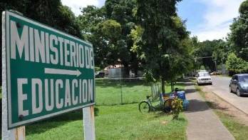 El personal administrativo de estos centros regresará el lunes, mientras que los docentes se reincorporarán el martes.