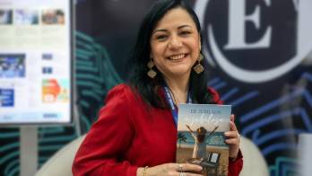 Virginia Freire presentó su primer libro, ‘De jubilada a jubilosa’, durante la Feria Internacional del Libro de Panamá 2026. José Abel Herrera/El Siglo