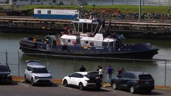 Los buques que transitan por el Canal de Panamá generaron un mayor movimiento de carga durante el año fiscal 2026.