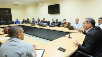 ATTT coordina acciones con motorizados para promover una conducción segura.