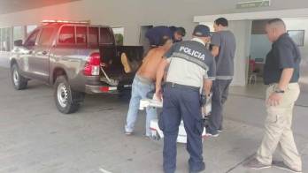 El herido sufrió lesiones en el brazo, codo y frente tras la pelea.