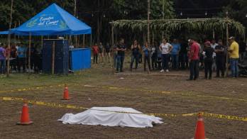 Las autoridades investigan el homicidio ocurrido durante la madrugada en Altos de El Coco, Penonomé.