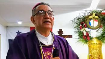 Arzobispo de Panamá, José Domingo Ulloa Mendieta.