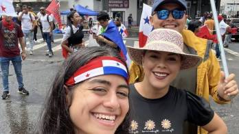 Doralis Mela compartió esta fotografía junto a Arianna para despedirla y recordar su espíritu solidario.