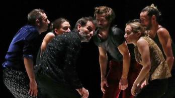 Prisma celebra 15 años y lleva la danza contemporánea más allá de los teatros, con intervenciones gratuitas en distintos puntos de Panamá.