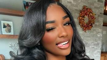 La influencer Ashlee Jenae era conocida por compartir contenido de estilo de vida aspiracional, viajes de lujo y la tendencia del “soft life” en sus redes sociales.