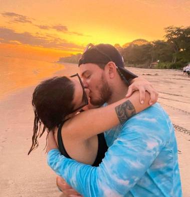 Juan Diego Vásquez y Carolina: quince meses derrochando amor