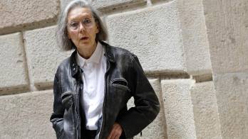 Anne Carson fue distinguida con el Nobel de Literatura por una obra que combina la tradición clásica con nuevas formas de expresión literaria. Agencia/EFE