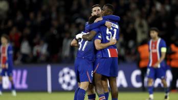 Champions League: El PSG desarma al Barcelona en un final explosivo