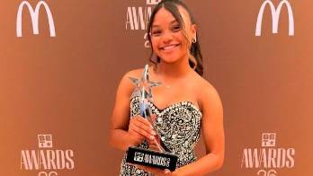 Jazzy fue una de las protagonistas de los BET Awards 2026 al llevarse el prestigioso premio YoungStars.