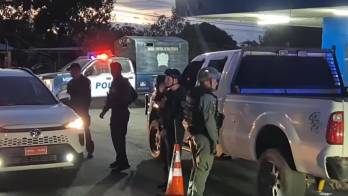 Desmantelan red de robo y venta ilegal de carros en la frontera con Costa Rica