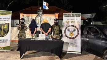 Dos ciudadanos fueron aprehendidos por su presunta vinculación con el delito de tráfico ilícito de migrantes.