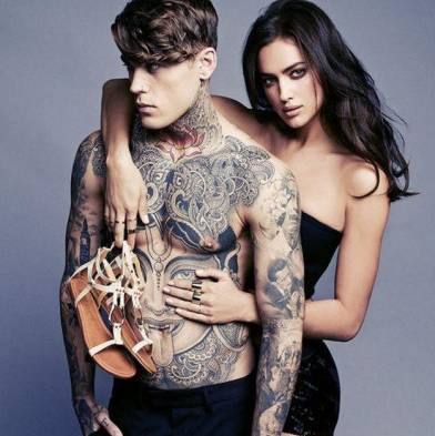 La novia de CR7 en los brazos de James