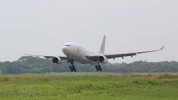 Gobierno anuncia suspensión temporal de algunos vuelos desde Europa