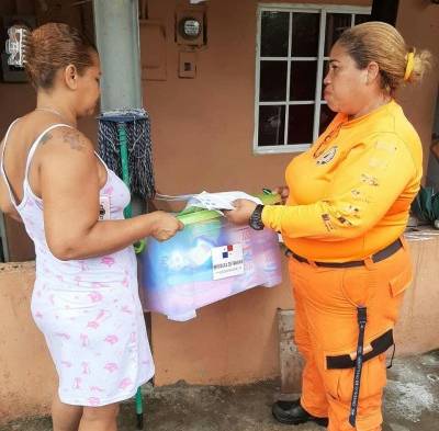 Sinaproc atiende a afectados por inundaciones