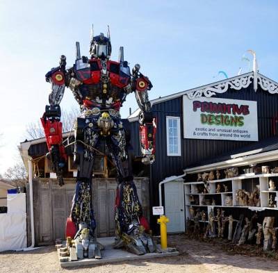 Familia canadiense le da vida a Transformer