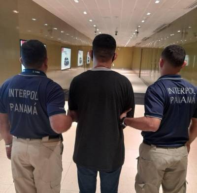 Aquí el hombre extraditado.