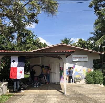 Comisión que identificó a 350 víctimas de la invasión logra más fondos