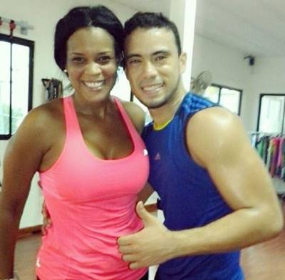 Gloria Quintana sometida al Zumba