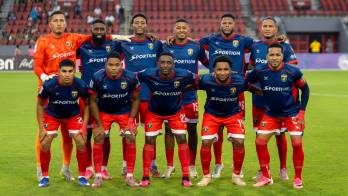 El llamado “Equipo del Pueblo” está ubicado en la segunda casilla del grupo A, con seis unidades, las mismas que el líder Luis Ángel Firpo. El juego arranca a las 9:30 de la noche.