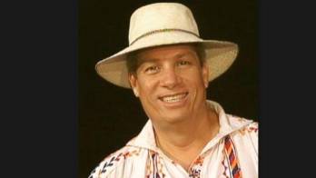 A más de una década de su partida, el aporte de Óscar Poveda a la televisión y al folclor continúa marcando generaciones.