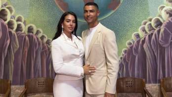 Vogue Magazine tuvo la entrevista exclusiva con Cristiano Ronaldo y Georgina Rodríguez, además de las fotografías inéditas de su boda, detalles que fueron publicados este domingo.