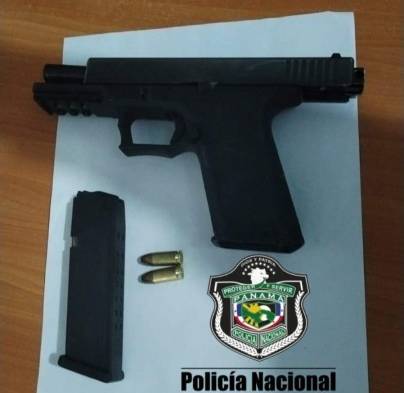 El arma tenía dos balas.