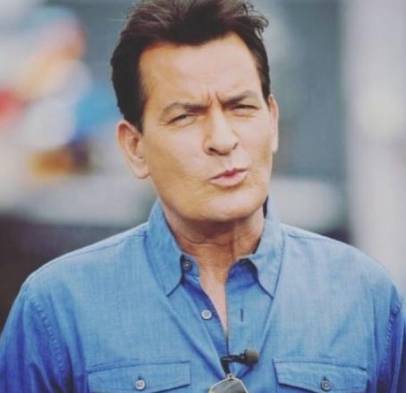 El actor Charlie Sheen busca la redención en el nuevo año