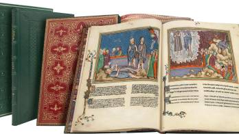 MADRID, 06/10/2026.- Imagen del Apocalipsis de Val-Dieu, un extraordinario códice iluminado del siglo XIV (creado hacia 1320-1330 en Normandía) que se conserva actualmente en la British Library de Londres. La editorial española Moleiro, especializada en reproducir manuscritos iluminados (ilustrados), asistirá este mes a la Feria Internacional del Libro Monterrey (FILMTY), en México, para exponer una veintena de tesoros del patrimonio bibliográfico mundial custodiados y ocultos al público en las grandes bibliotecas nacionales y museos. La editorial, con sede en Barcelona, explicó este martes que algunas de estas obras son el 'Atlas Vallard', de 1547, cuyo mapa del golfo de México incluye la enigmática isla Bermeja, o el 'Dioscórides' de Cibo y Mattioli (segunda mitad del siglo XVI), obra magna de la medicina renacentista sobre la riqueza del mundo vegetal y sus beneficios para la salud. EFE/Editorial Moleiro -SÓLO USO EDITORIAL/SOLO USO PERMITIDO PARA ILUSTRAR LA NOTICIA QUE APARECE EN EL PIE DE FOTO (CRÉDITO OBLIGATORIO)-