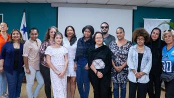 El cine foro reunió a estudiantes, periodistas, docentes y profesionales audiovisuales para conversar sobre la lucha histórica de las mujeres y los retos que aún persisten en la sociedad.