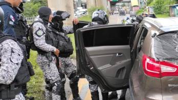 Fuentes oficiales reiteraron que las acciones de supervisión se mantienen dentro de los planes operativos trazados por el Ministerio de Seguridad Pública para reforzar la vigilancia en áreas de alto tráfico.