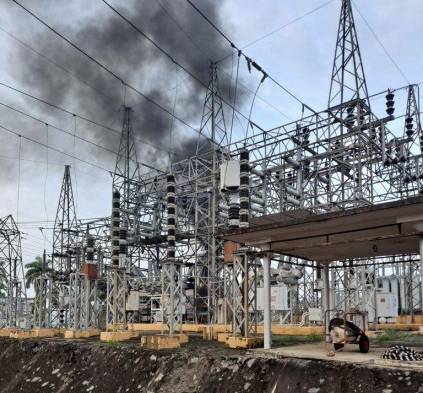 Incendio en central eléctrica de Puerto Rico deja sin luz a más de 400 mil personas