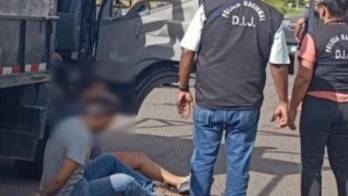 Los sujetos mantenían dos camiones atiborrados con la misma mercancía que se habían llevado