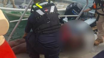 Aún no han encontrado al capitán de la nave identificado como Gastar Ponce (padre) de 65 años.