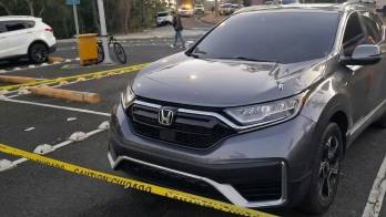 Este auto fue hallado abandonado en el aeropuerto Internacional de Tocumen tras atentado a bala